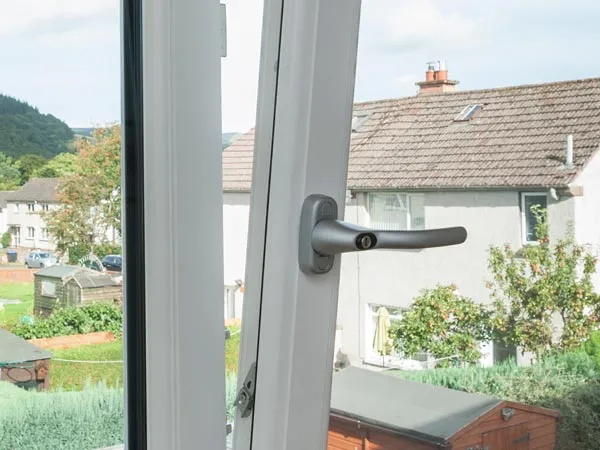 Tilt & Turn Windows Locking Systems