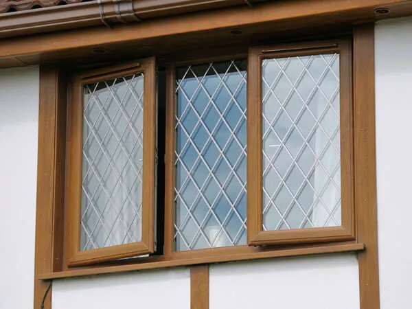 Woodgrain Leaded UPVC Windows