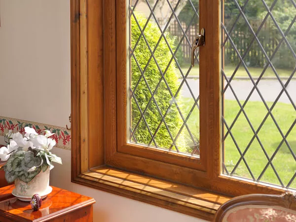 Woodgrain Leaded UPVC Windows